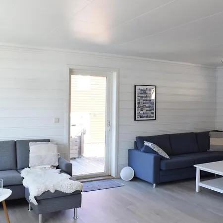Beautiful In With Kitchen Holiday home