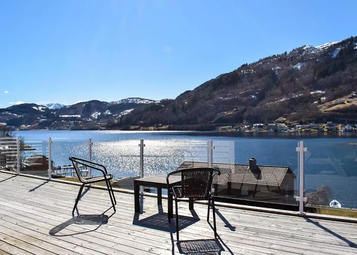3 Bedroom Amazing In Vakantiehuis Norheimsund